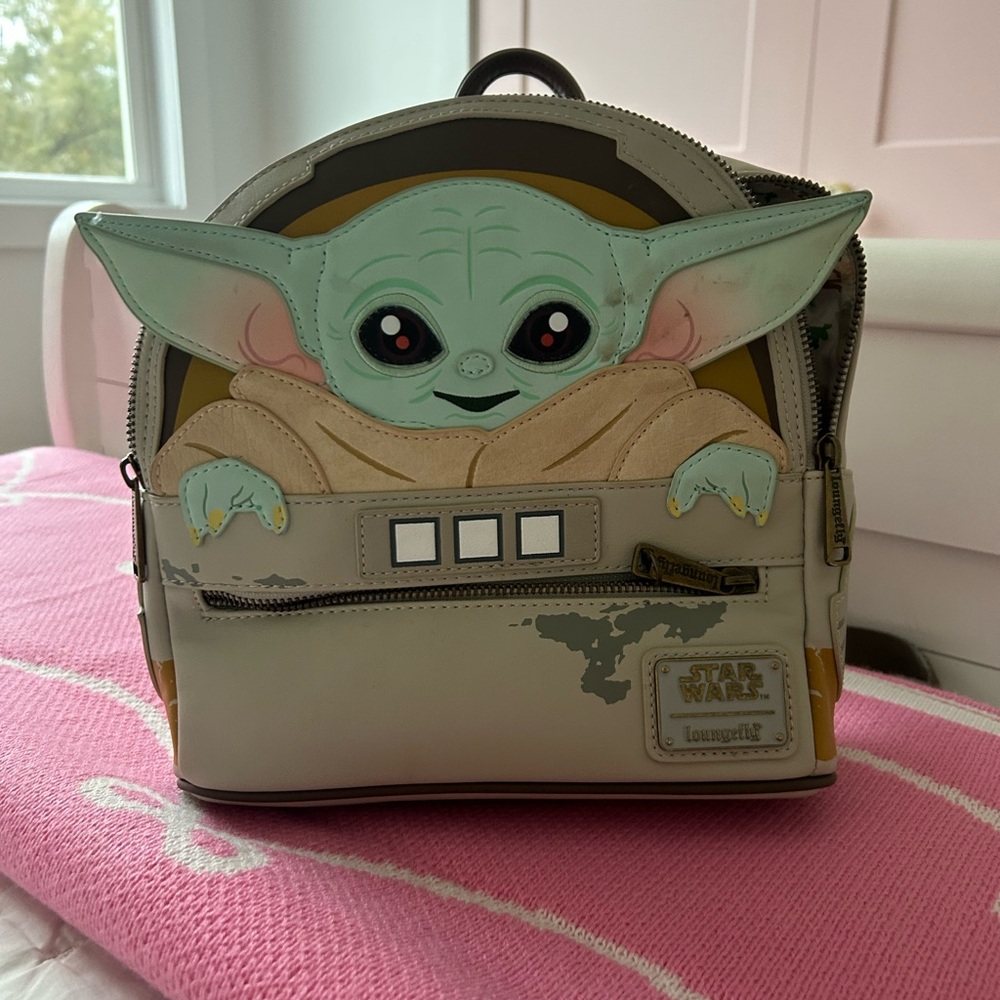 Loungefly Star Wars Grogu Mini Backpack - Green and Cream